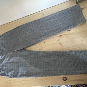 Uniqlo Black and White Houndstooth Pants